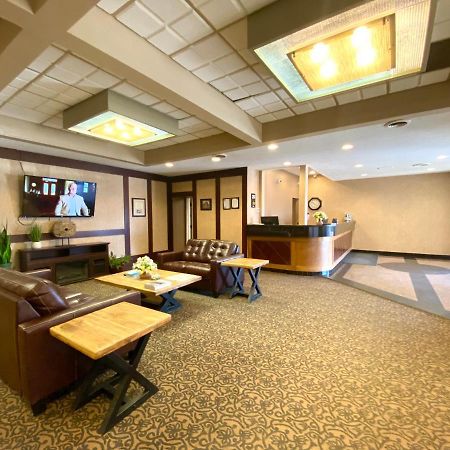 The George Dawson Inn & Conference Centre Dawson Creek Exteriér fotografie