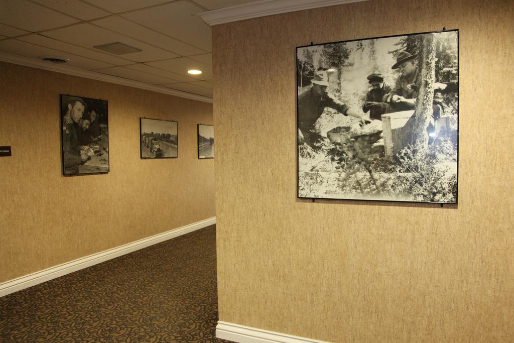 The George Dawson Inn & Conference Centre Dawson Creek Exteriér fotografie