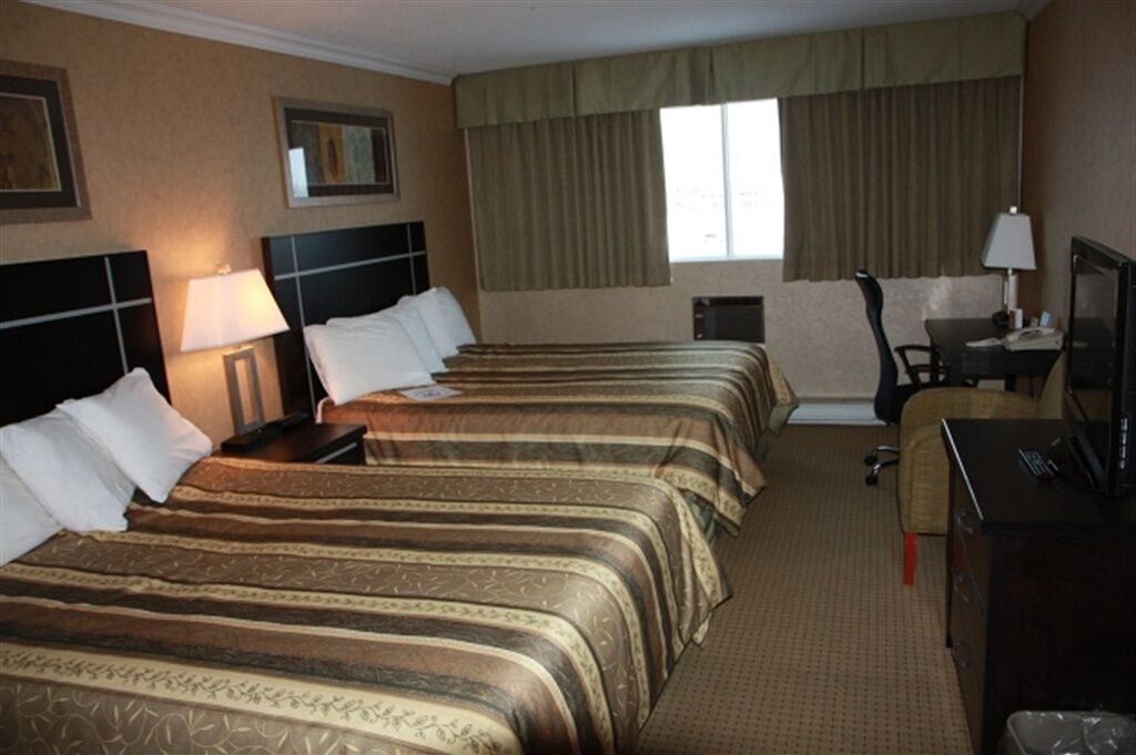 The George Dawson Inn & Conference Centre Dawson Creek Exteriér fotografie